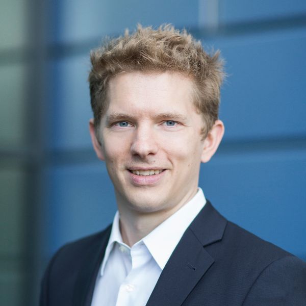 Dr. Georg Schaumann,  SenseUp GmbH